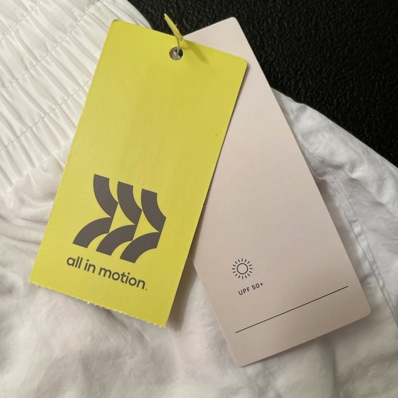 All In Motion High Rise Crinkle Shorts in White - Picture 5 of 8